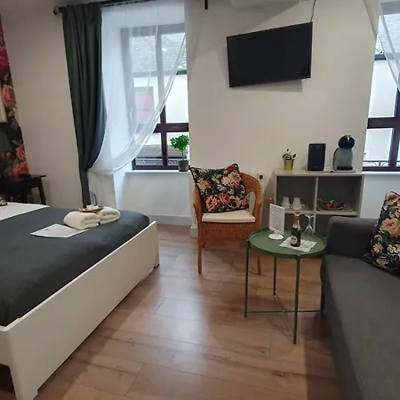 Δωμάτια σε οικογενειακή κατοικία Pasta Factory Guest *