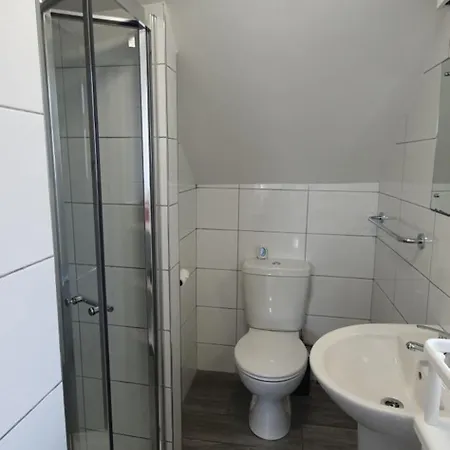 Pasta Factory Guest غالواي