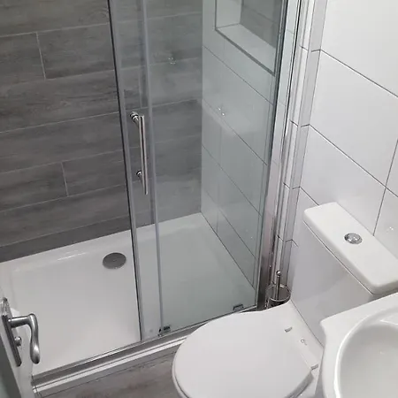 Pasta Factory Guest * غالواي